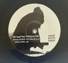 Fudge / 突撃戦車 Totsugeki Sensya: Split 7"