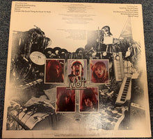 Mott: Shouting And Pointing 12"