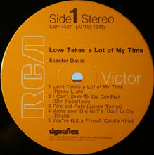Skeeter Davis: Love Takes A Lot Of My Time 12"