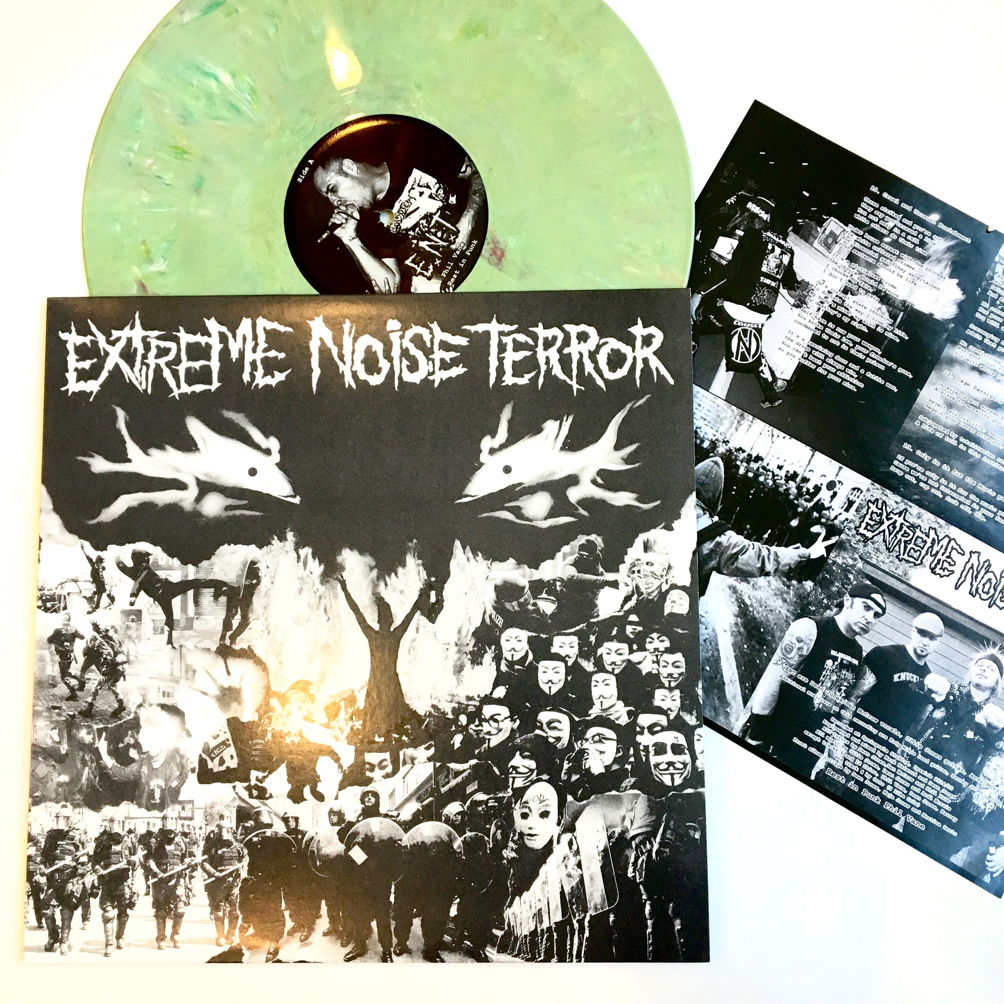 ミュージシャン RAW NOISE EXTREME NOISE TERROR vintage Extreme Noise Terror: S/T 12