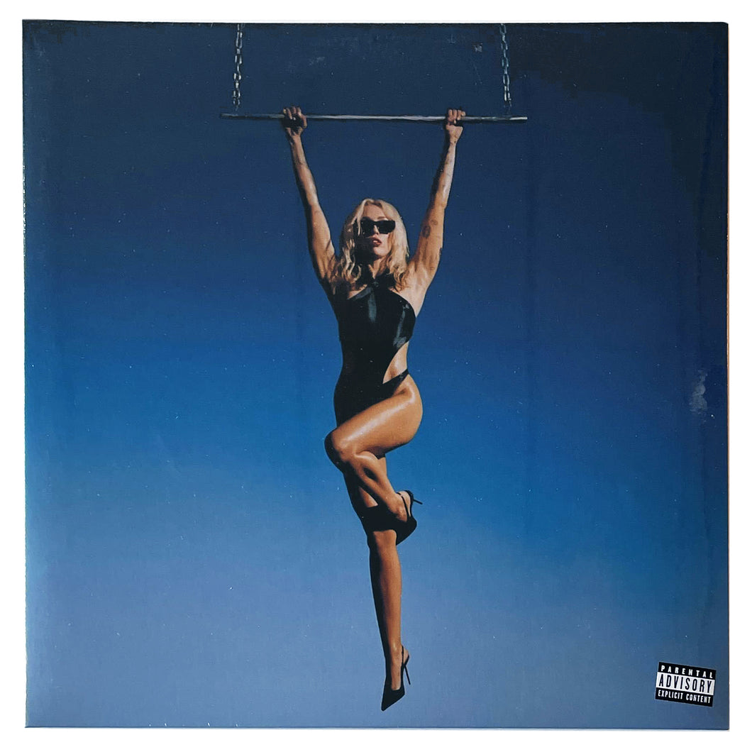 Miley Cyrus: Endless Summer Vacation 12