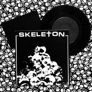 Skeleton: Pyramid of Skull 7" (used)